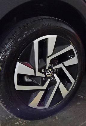 VOLKSWAGEN T-CROSS 1.0 200 TSI TOTAL FLEX COMFORTLINE AUTOMÁTICO